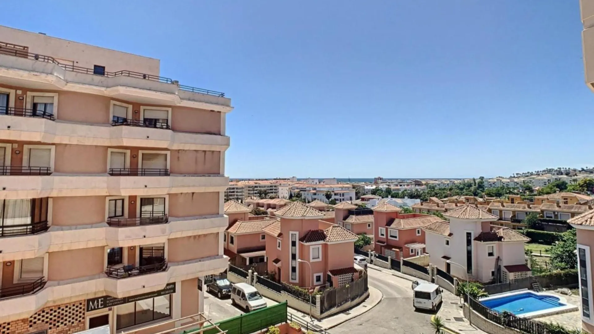Apartamento Manilva Con Terraza Y Piscina